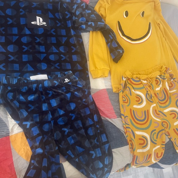 m&s and tu pcamays seat boys  11.12 years - Picture 2 of 3